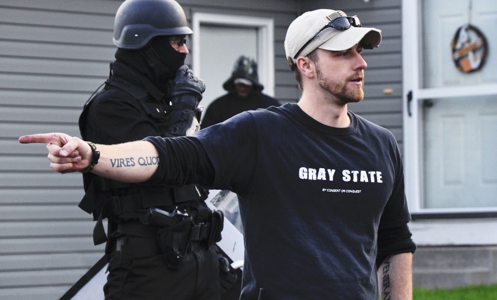 David Crowley trabajó obsesivamente en Gray State