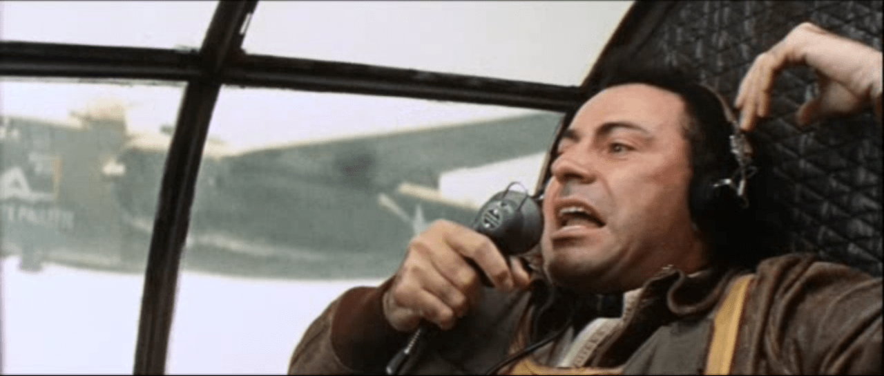 Yossarian, aterradoramente cuerdo en una de sus misiones