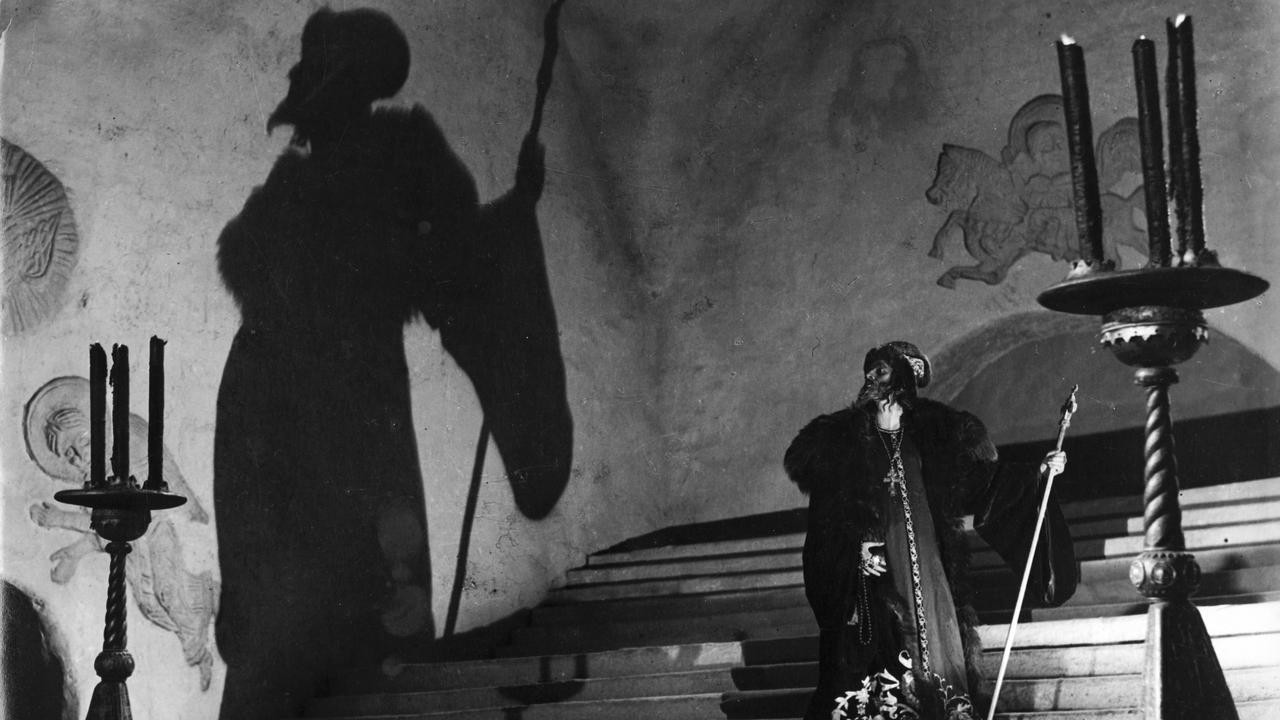 Según Molotov, la obsesión de Sergei Eisenstein con las sombras distraía a los espectadores